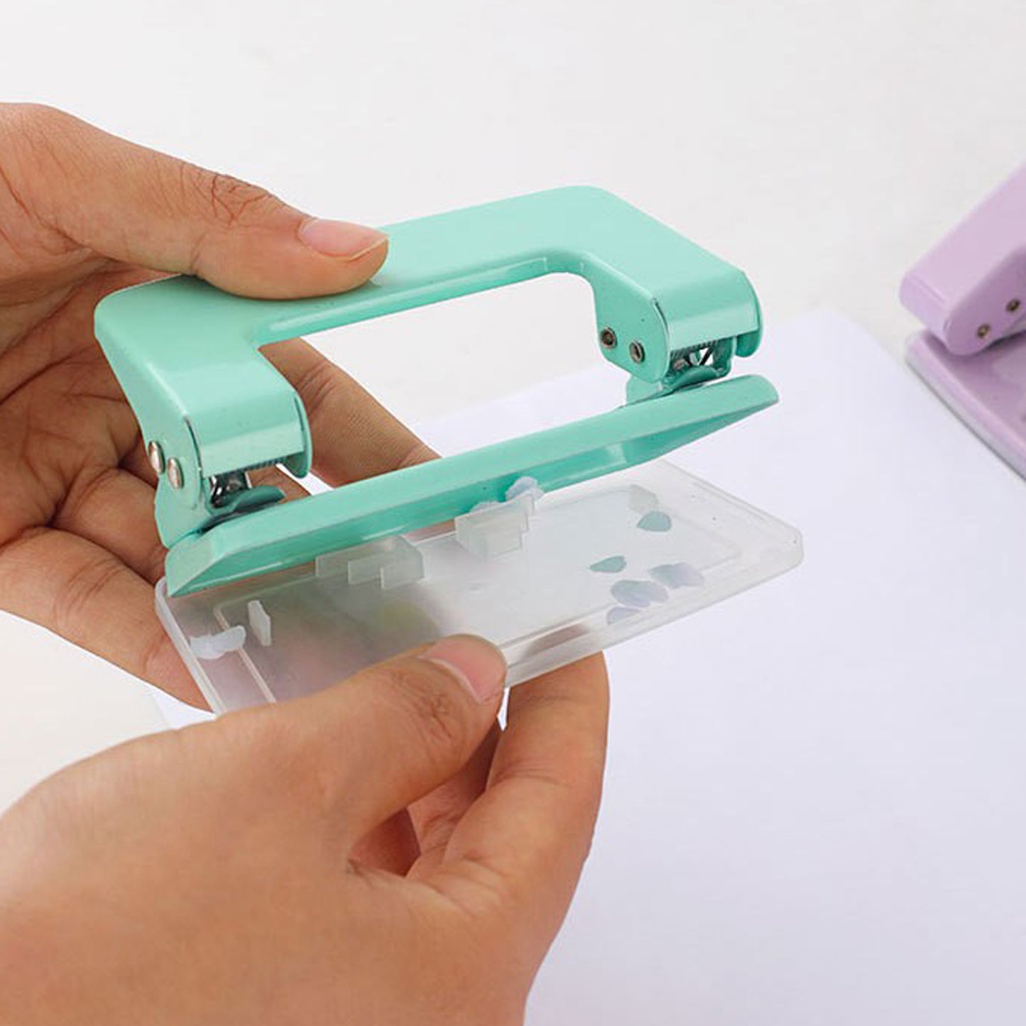 LTAW320【100 PCS】2 Hole Punch