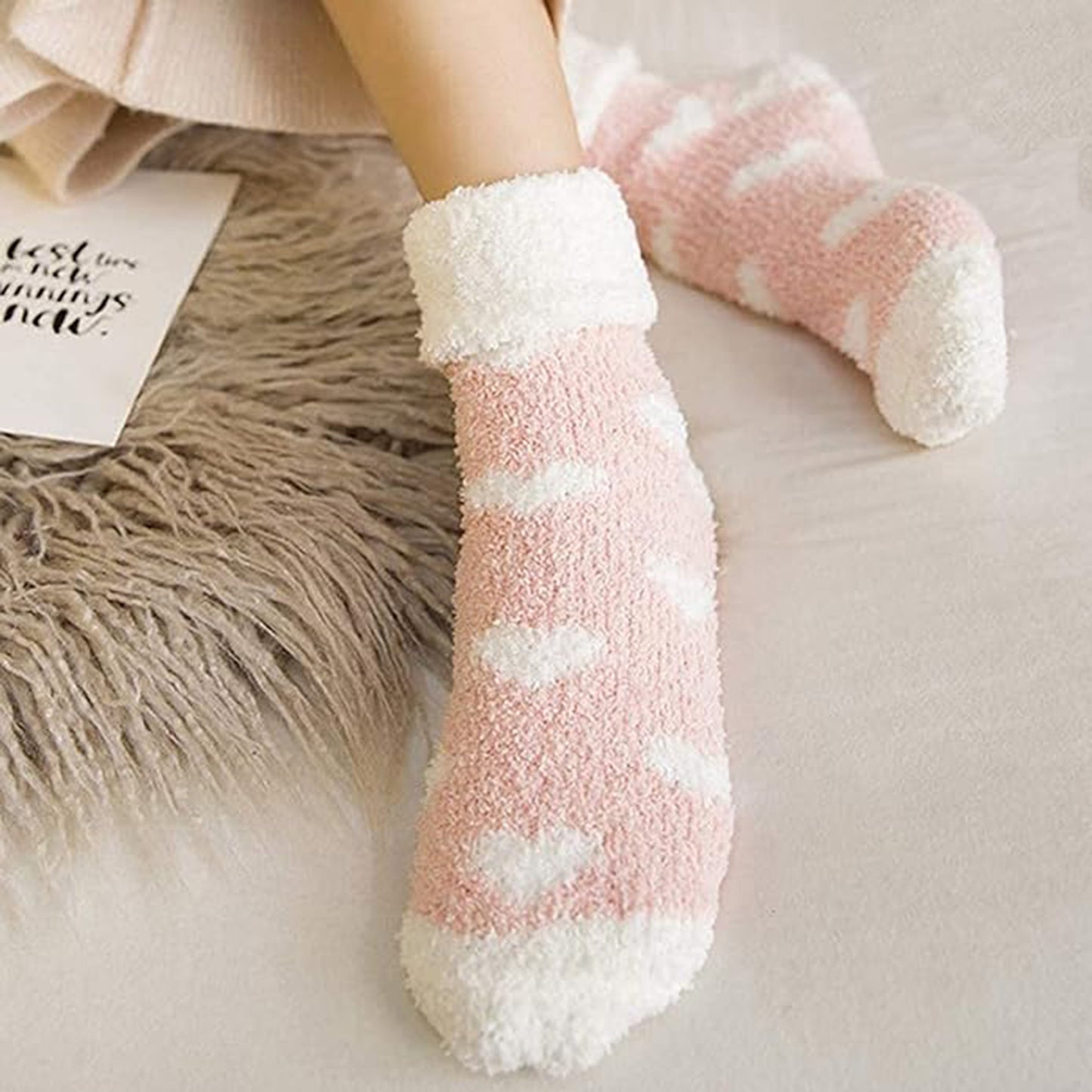 LTAW373【100 PCS】Plush Slipper Socks