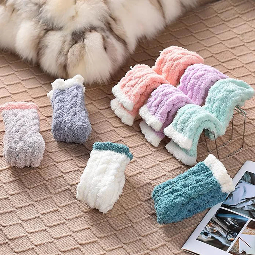 LTAW044【100 PCS】Soft Cozy Fluffy Slipper Socks